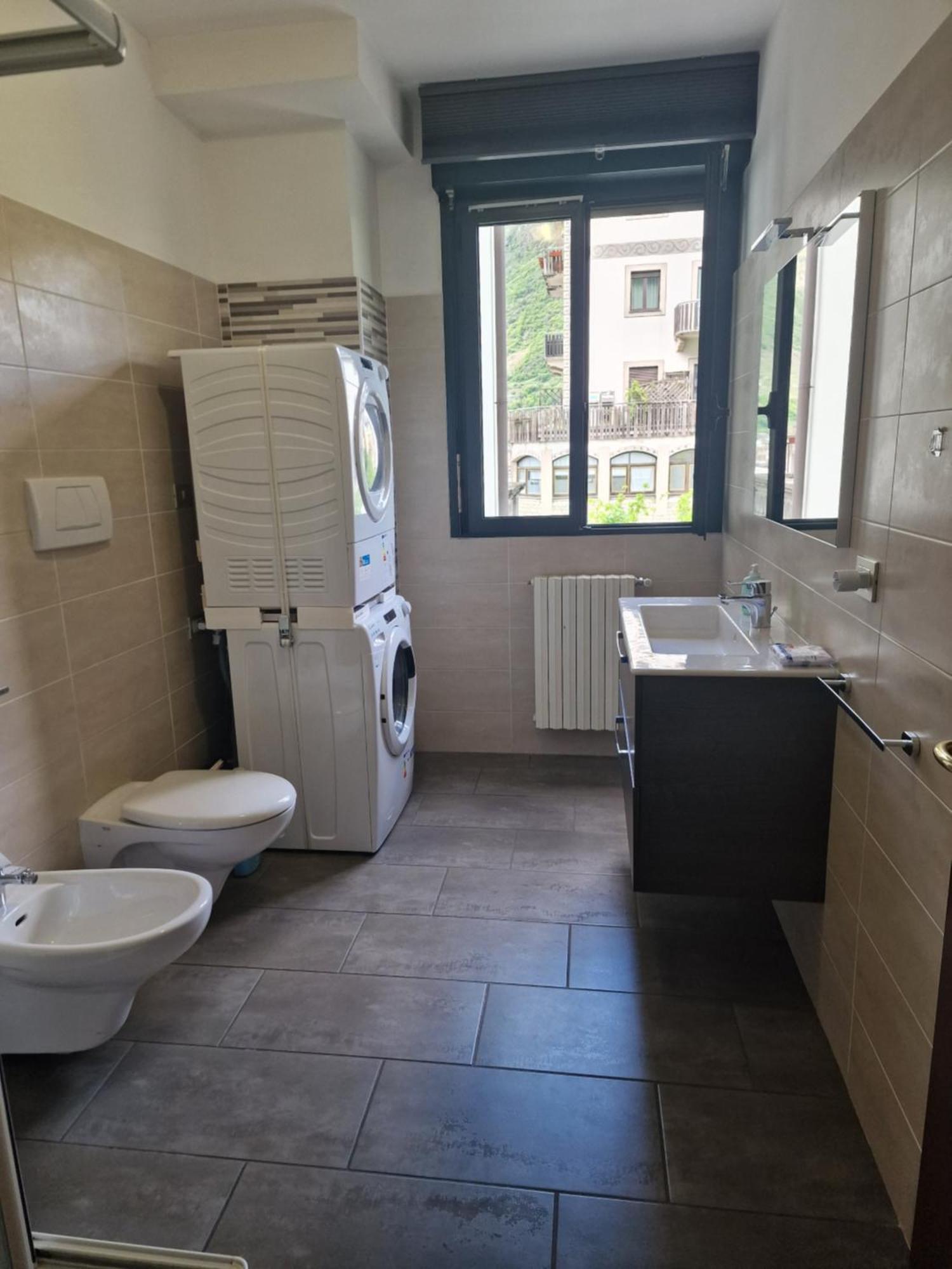 Bernina Station Center Apartment - טיראנו מראה חיצוני תמונה
